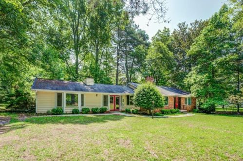 1210 Wesley St, Oxford, GA 30054-2246