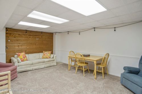 345 Princeton Ave, Berkeley Township NJ  08721-2321 exterior
