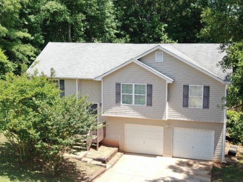 196 Emerald Pointe Dr, Carrollton, GA 30116-9409