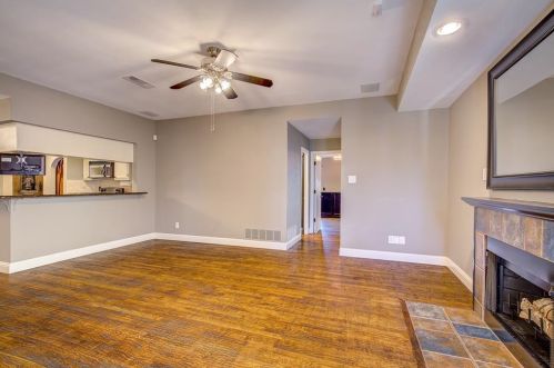 1029 Wakefield Dr, Garland TX  75040-9414 exterior