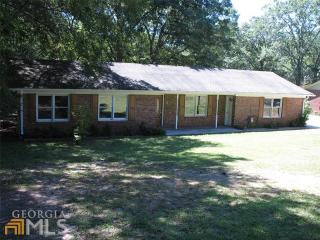 425 Brookwood Dr, Lavonia, GA 30553-1124