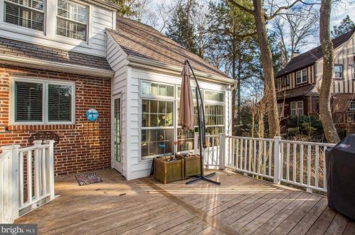 305 Ellsworth Dr, Silver Spring MD 20910-4301 exterior