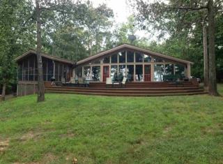 2050 Lakeland Acres Rd, Wolf Bayou, AR 72530