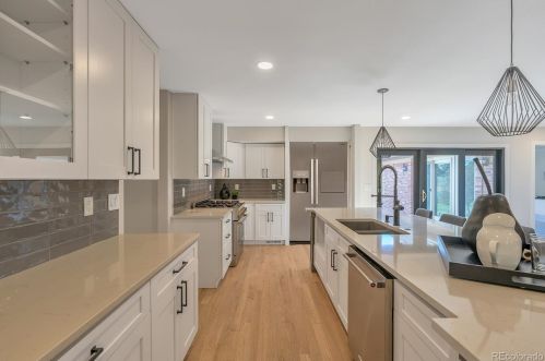 6446 Picadilly St, Aurora CO  80016-1336 exterior