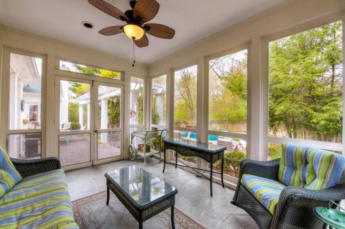 10627 Deerfield Rd, Cincinnati OH  45242-4212 exterior