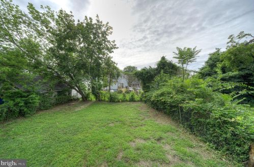 26 Crescent Blvd, Camden NJ  08108-1042 exterior