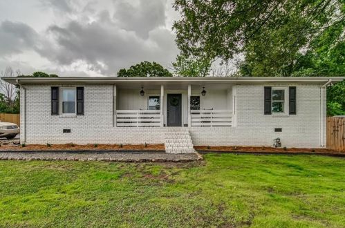 175 Cornett Way, Ball Ground, GA 30107-6513