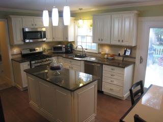 10 Harvest Ct, Jackson Twp, NJ 08527-1737