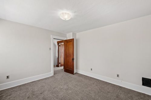 430 Clay St, Rochester PA  15074-1803 exterior