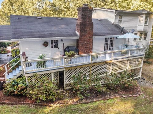 5605 Kennedy Rd, Suwanee, GA 30024-1769