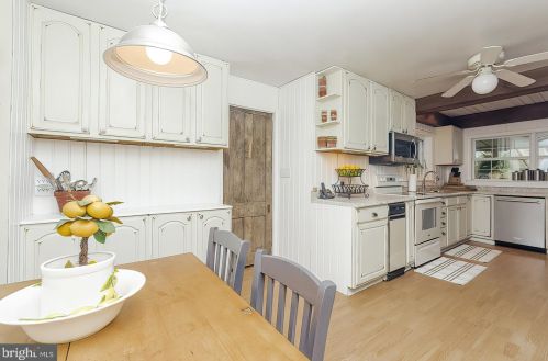 1122 Duncan Rd, Harpers Ferry WV 25425-5350 exterior