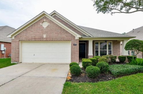 5618 Walnut Glen Ln, Richmond TX  77471-2683 exterior