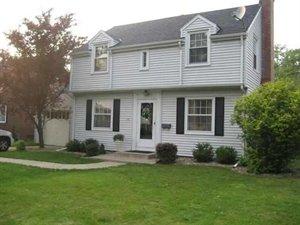 1007 Ridge Rd, Peoria, IL 61614-7038