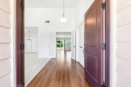 16526 Mount Sherrod Cir, Santa Ana, CA 92708-2341