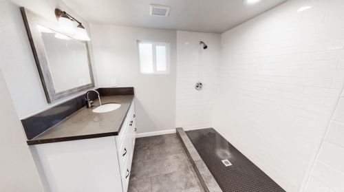 6352 Riverside, Riverside CA  92506-3129 exterior