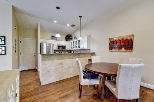 6706 Fort Davis Cv, Austin, TX 78731-2615