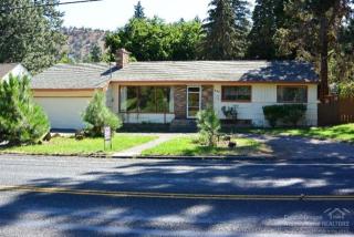 656 8th St, Bend, OR 97701-4721