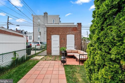 1130 Tilghman St, Allentown PA  18102-2253 exterior