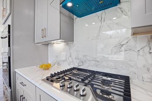 3104 Th, Austin TX  78702-1402 exterior