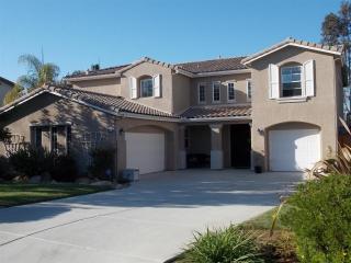 923 Parkwood Ave, Vista CA  exterior