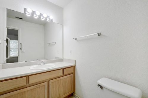 2208 Coats Cir, Austin TX  78748-3403 exterior