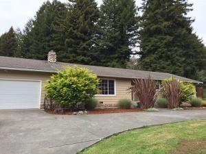 4717 Cummings Rd, Eureka, CA 95503-9754