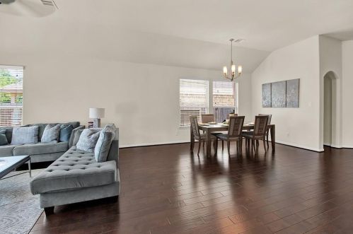 2710 Lisbon Meadows Dr, Conroe TX  77304-4564 exterior