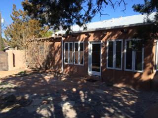 4820 Guadalupe Trl, Albuquerque NM  87107-3339 exterior