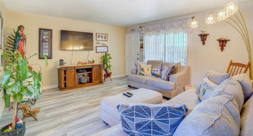 4615 Delta St, San Diego, CA 92113-4147