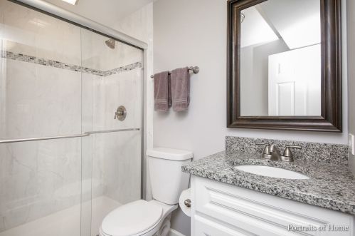 1433 Schoenherr Ave, Lemont IL  60490-3216 exterior