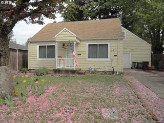 737 Cedar St, Beaverton OR  97123-4502 exterior