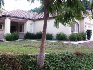 3225 Meadow Crest Pl, Escondido, CA 92027-6211