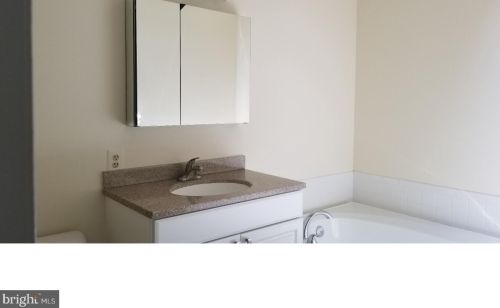 26 Halstead Pl, Princeton NJ  08540-6342 exterior