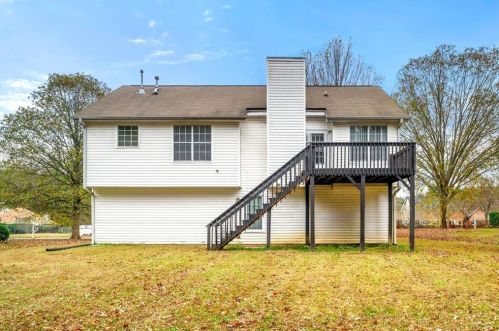 2907 Stone Creek Dr, Rex GA  30273-1092 exterior