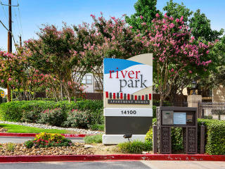 14100 Montfort Dr, Dallas TX  75254-3016 exterior