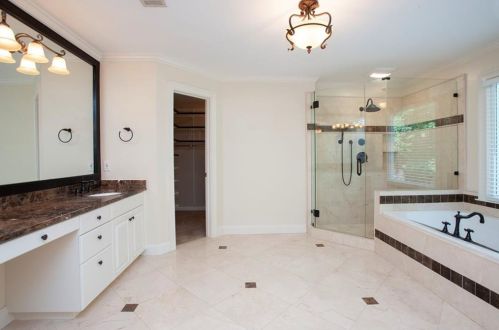 807 Brookhaven Springs Ct, Atlanta GA  30342-3551 exterior