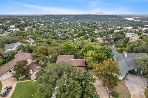 6303 Cat Mtn Cv, Austin TX  78731-3502 exterior