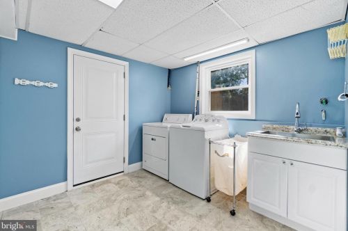 10111 Renfrew Rd, Silver Spring MD 20901-2015 exterior