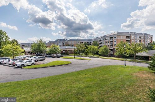 2203 Windrow Dr, Princeton NJ  08540-5022 exterior