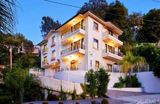 2554 Hargrave Dr, Los Angeles CA  90068-2218 exterior