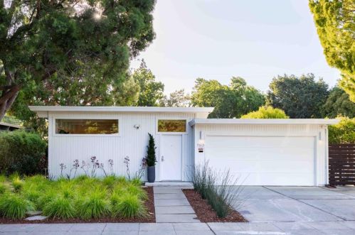 750 Wildwood Ln, Palo Alto, CA 94303-3119