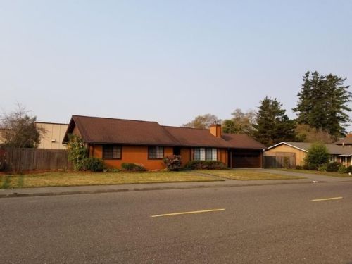 1695 Timothy Rd, Mckinleyville, CA 95519-3755