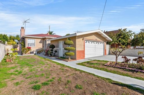 2409 Stanford St, Santa Ana, CA 92704-3528