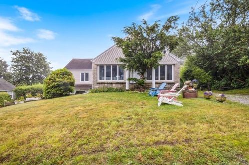 12 Bellaire Rd, Niantic, CT 06357-3402