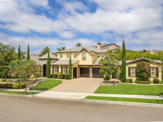 7342 Corte Tomillo, Carlsbad, CA 92009-8961