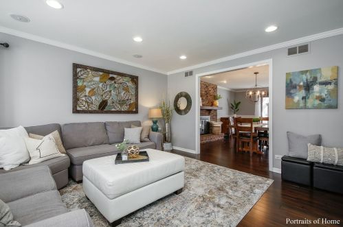 122 Waterford Ct, Naperville, IL 60540-4246