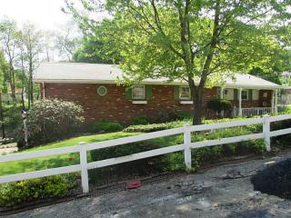 459 Brown Ave, Butler, PA 16001-3351