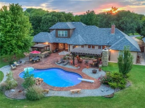 7804 Copper Oaks Dr, Edmond, OK 73025-1720