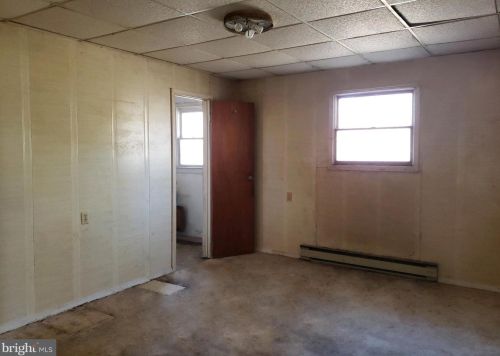 13 Crestview Dr, Harpers Ferry WV 25425-6148 exterior