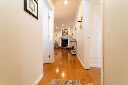 16030 Sharonhill Dr, Whittier, CA 90604-3556